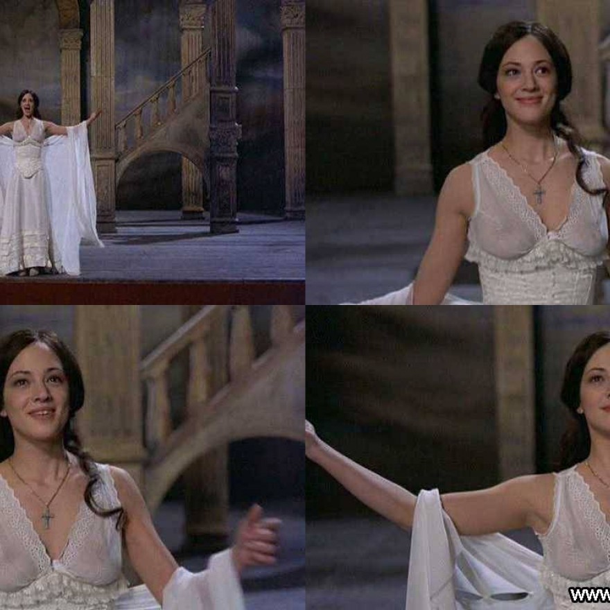 Asia Argento Beautiful Sexy Celebrity Nude Scene Straight