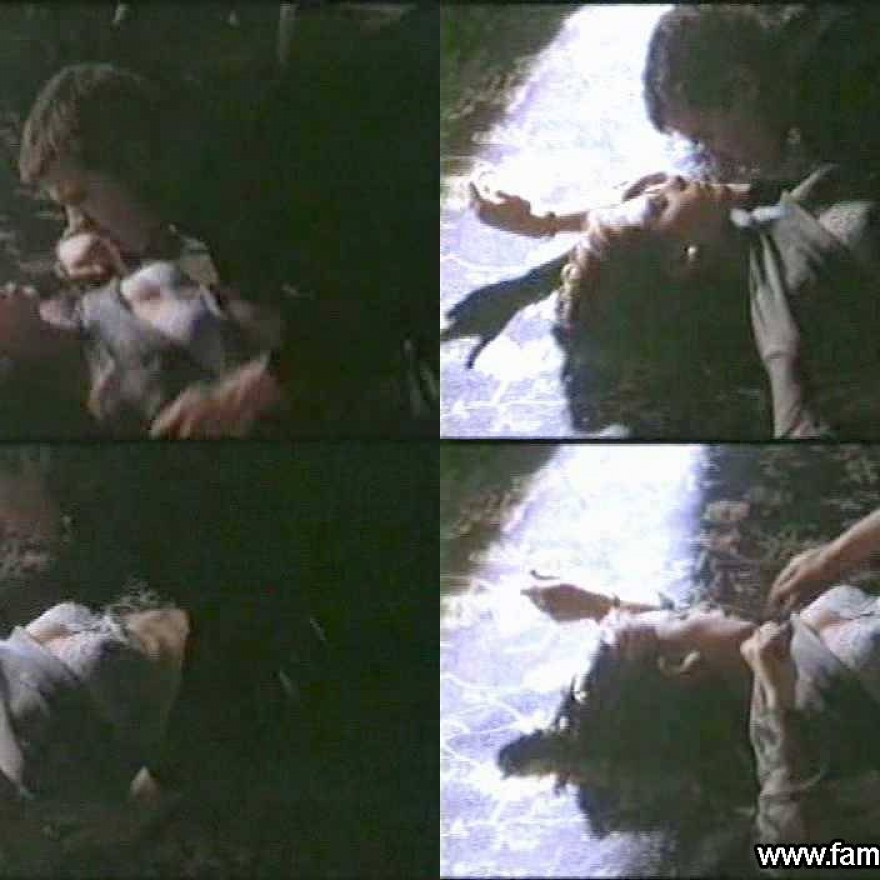 Sarah Michelle Gellar Celebrity Sexy Nude Scene Beautiful Straight