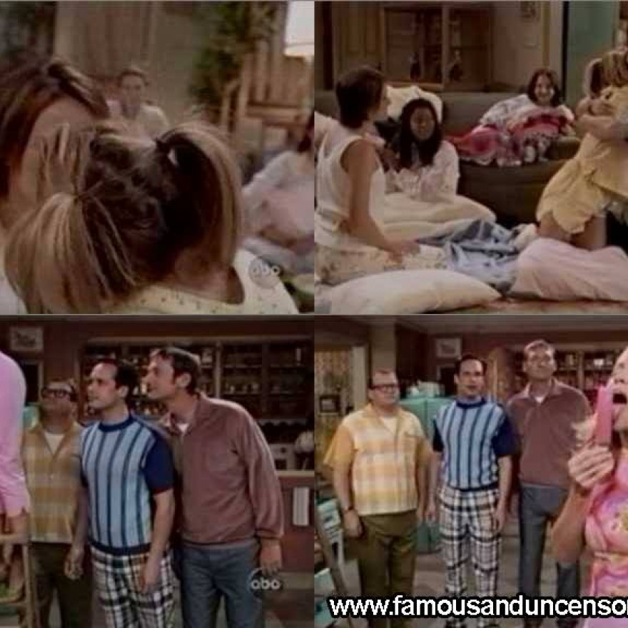 Jenny Mccarthy Nude Scene Straight Sexy Celebrity Beautiful