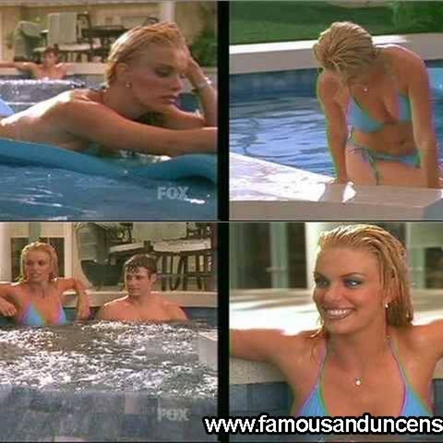 Nichole Hiltz Straight Beautiful Sexy Celebrity Nude Scene