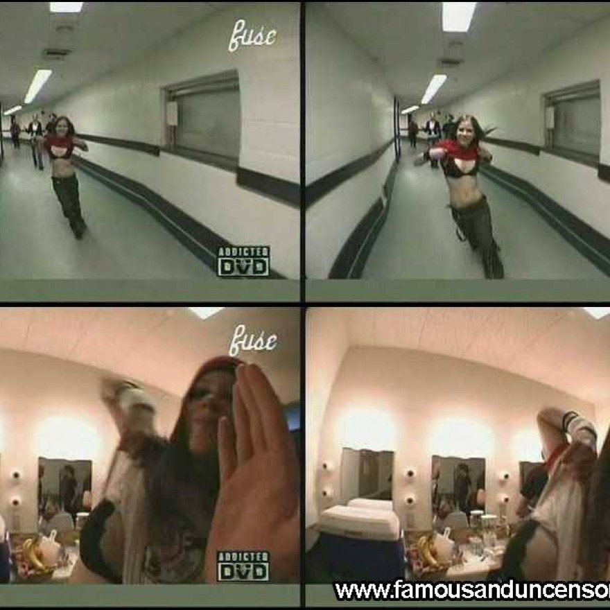 Avril Lavigne Straight Celebrity Beautiful Sexy Nude Scene