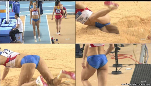Topless darya klishina Maria Sharapova