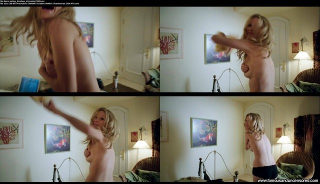 Ashley Hinshaw Chronicle Sexy Beautiful Celebrity Nude Scene