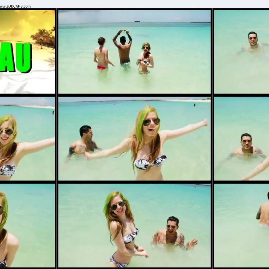 Avril Lavigne Straight Celebrity Nude Scene Beautiful Sexy