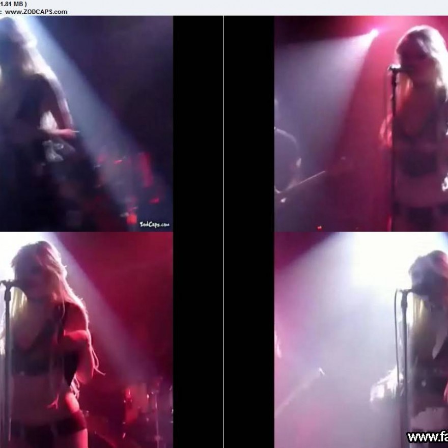 Taylor Momsen Celebrity Beautiful Sexy Nude Scene Straight