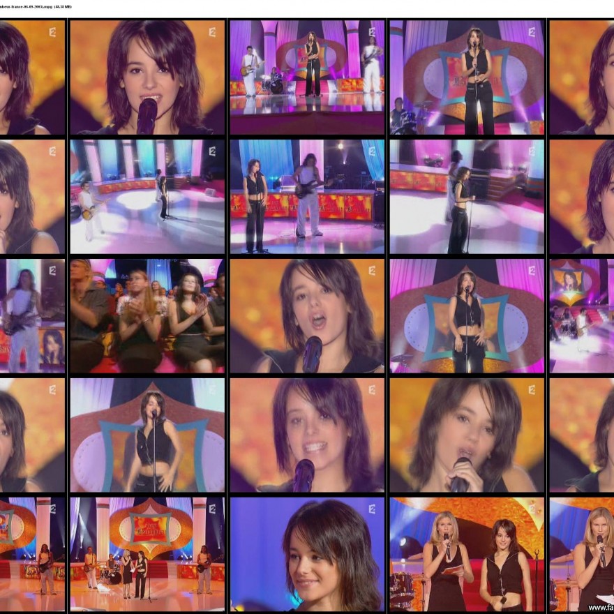 Courant Sexy Celebrity Nude Scene Straight Beautiful