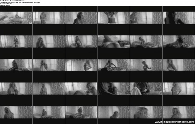 Britney Spears Music Video  Celebrity Nude Scene Beautiful Sexy